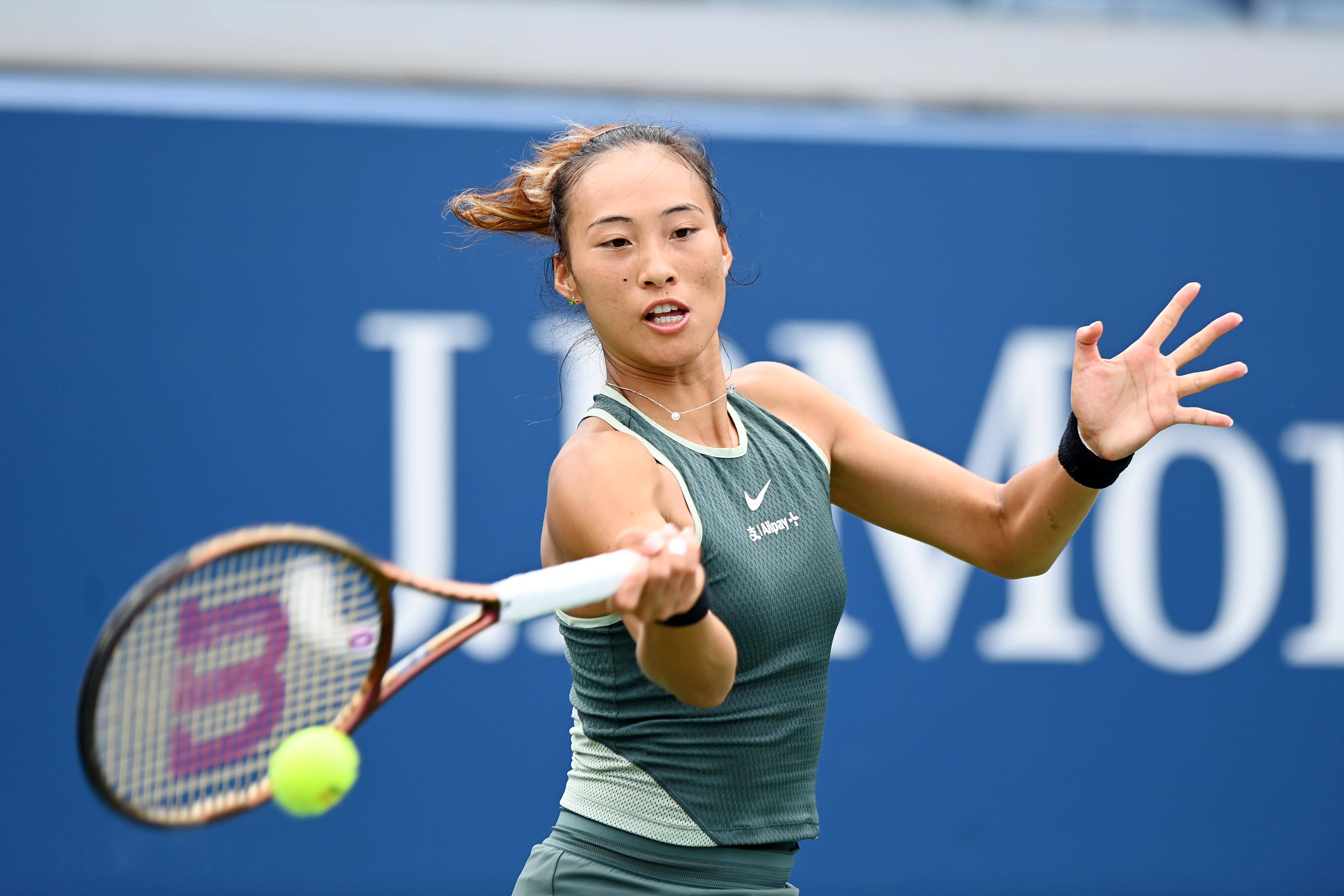 同时利用自 同时利用自